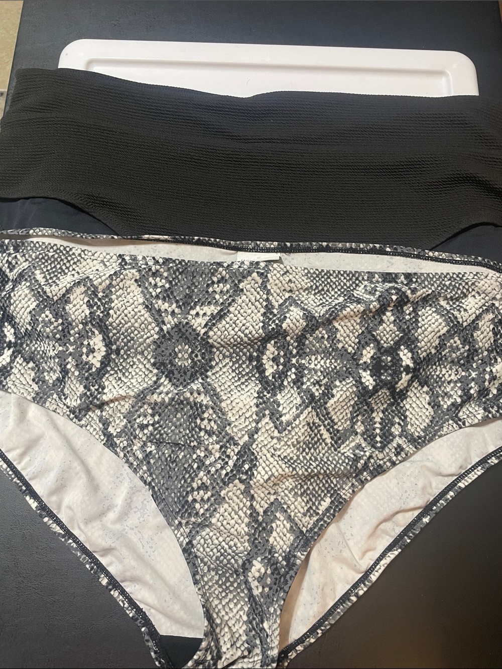LOT of 2 swim bottoms Sz. 3 X black & snake print no tags good condition